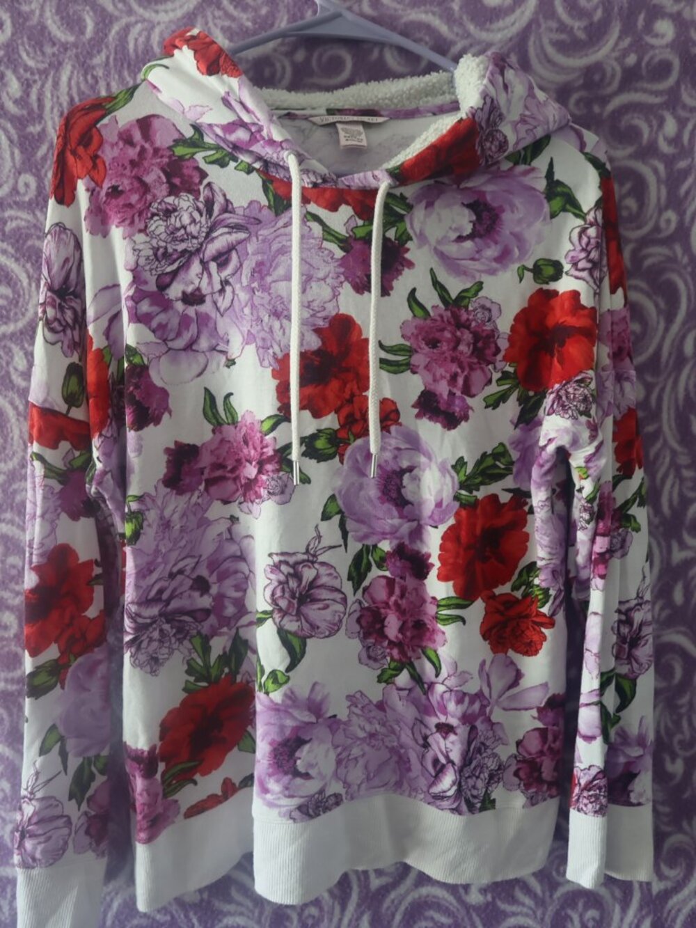 Victoria's Secret fleece hooded sweater flowers floral in white, purple and red